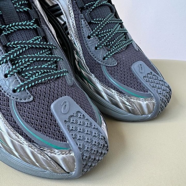 ASICS x Kiko Kostadinov ☆ Gel-Flammae ‘Grey’ Kiko Kostadinov x ASICS GEL-FLAMMAE Sneaker Info | Hypebeast